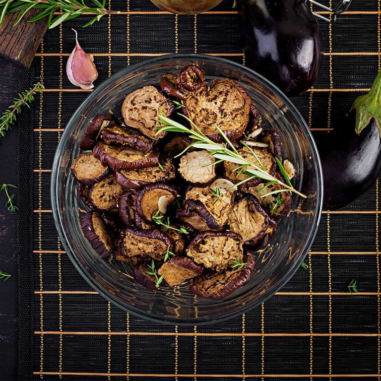 italian-sun-dried-eggplant-X6VNZYH (1)